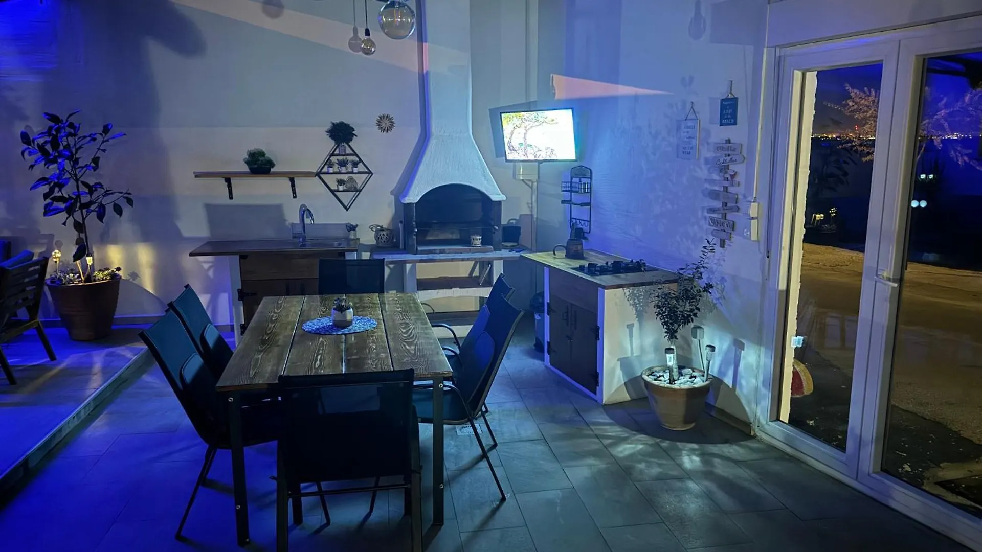 Beach House Oasis Villa Livak Kastela
