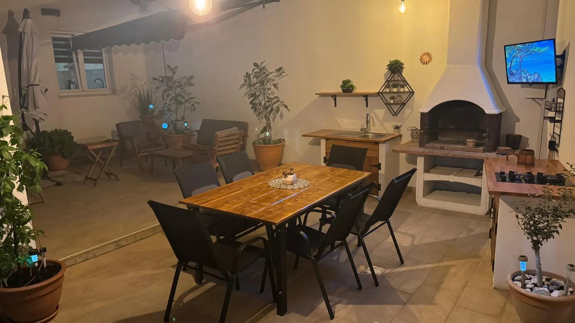 Beach House Oasis Villa Livak Kastela 0*,  Croatia
